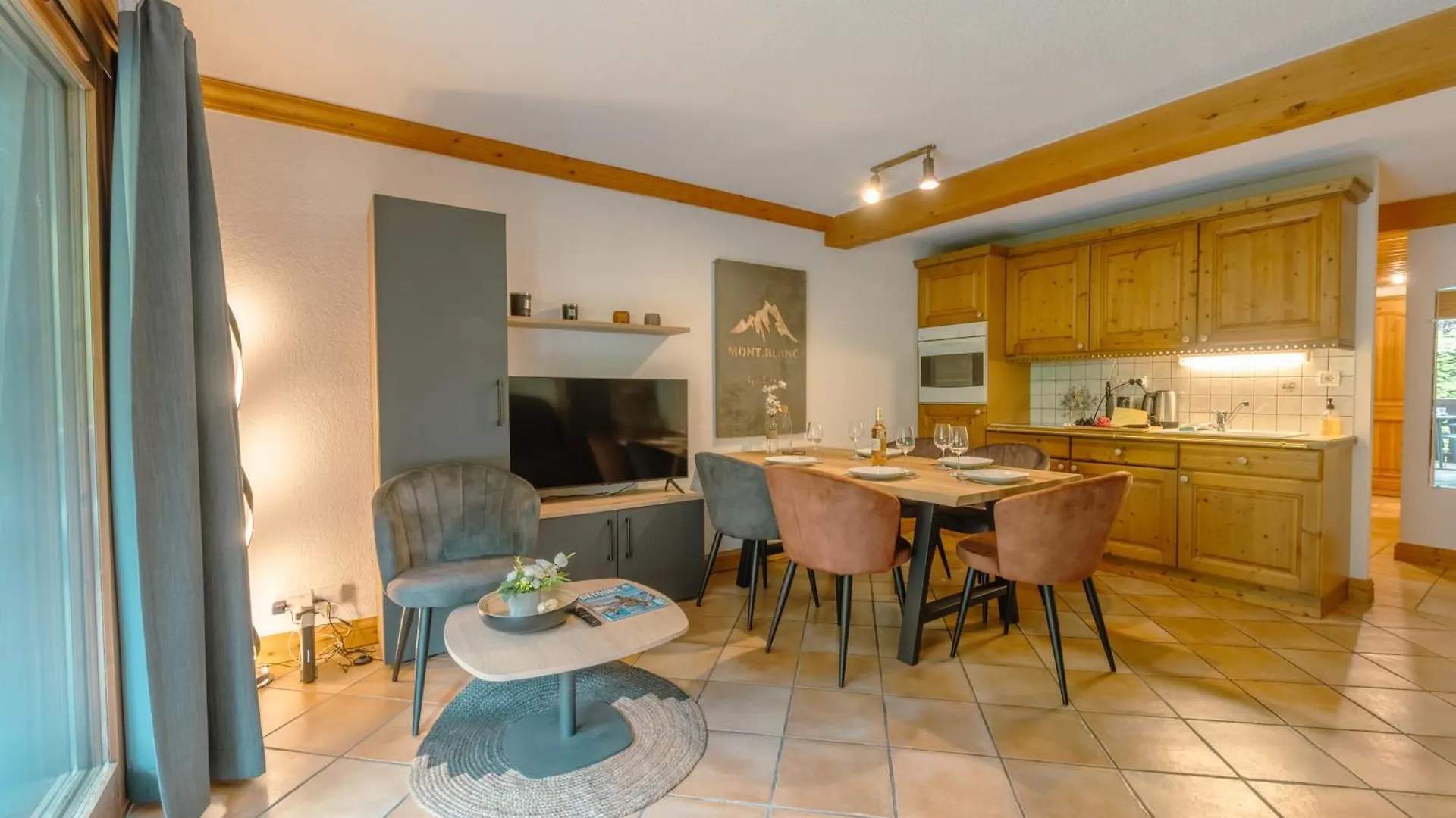 Apartment Le Parc Du Mont Blanc - Happy Rentals Chamonix